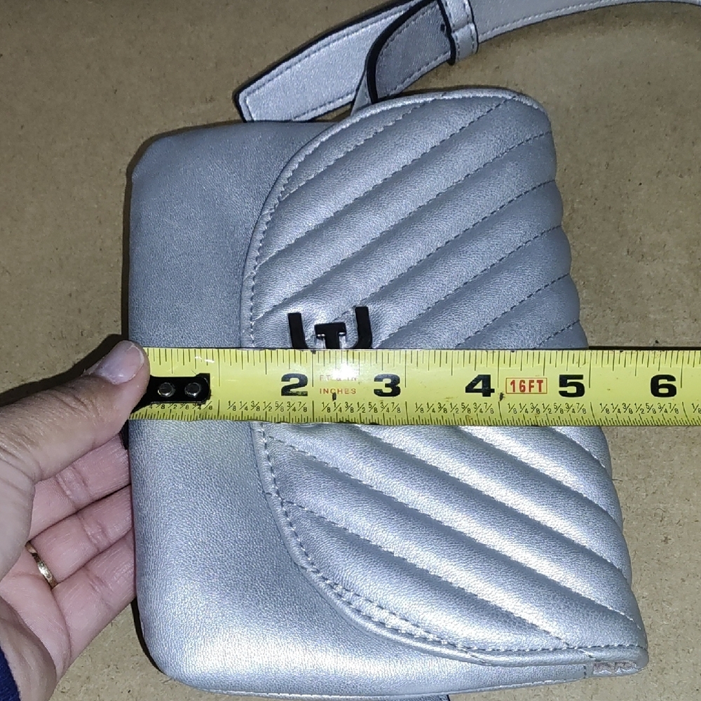 Silver Quilted Belt Bag - Picture 10 of 11